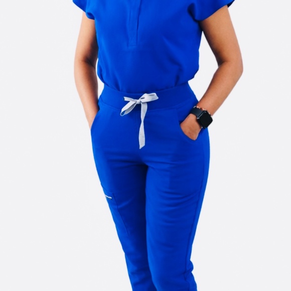 scrubs sets - Picture 2 of 6